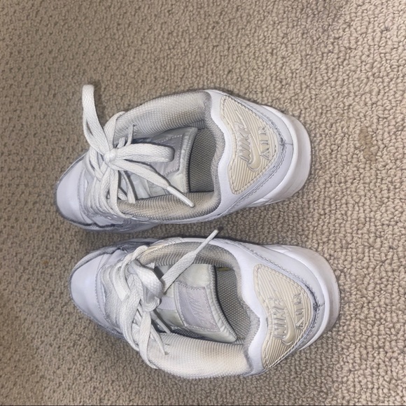 All white Air Max's - Picture 2 of 3
